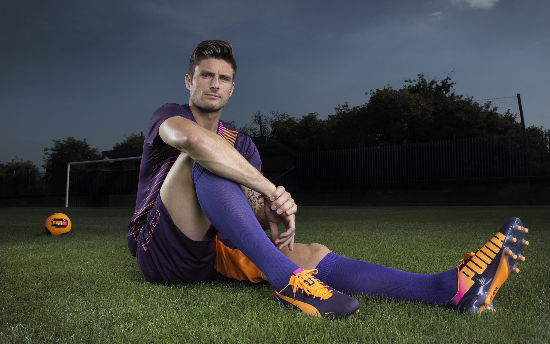 虚拟现实足球比赛模拟场景，让青少年体验“未来战场”